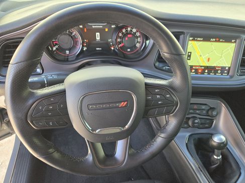 Used 2023 Dodge Challenger R/T w/ Blacktop Package image 29