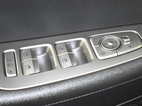 Used 2023 Hyundai Palisade SE image 34