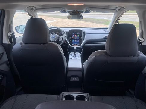 Used 2024 Subaru Crosstrek 2.0i Premium image 9