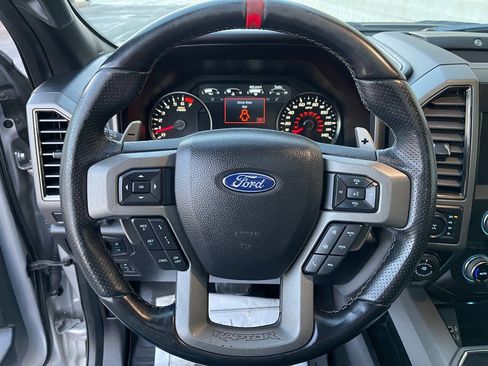 Used 2019 Ford F150 Raptor w/ Equipment Group 802A Luxury AWD/4WD image 18