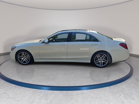 Used 2019 Mercedes-Benz S 560 4MATIC Sedan image 8