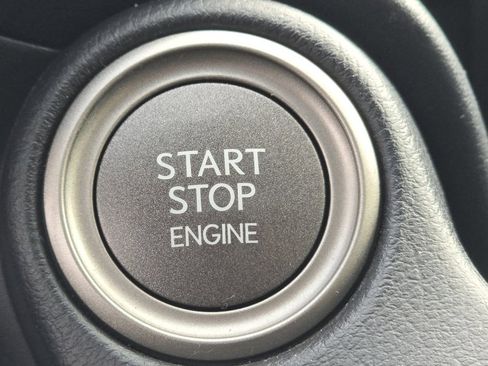 Used 2017 Lexus IS 300 AWD image 33