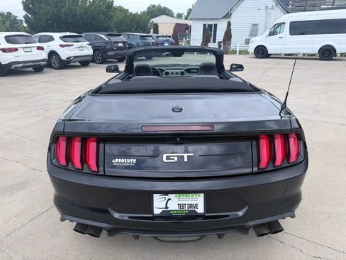 Used 2018 Ford Mustang GT Premium w/ GT Performance Package RWD image 60