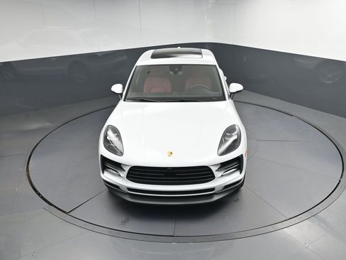 Used 2020 Porsche Macan AWD/4WD image 38