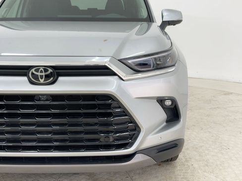 Used 2024 Toyota Grand Highlander Platinum image 19