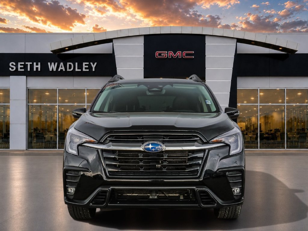 Used 2023 Subaru Ascent Limited AWD/4WD image 2