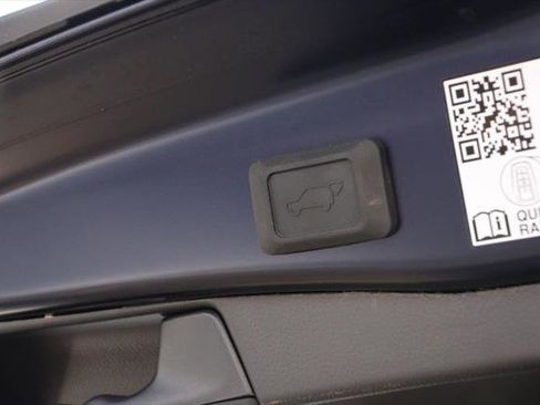 Certified 2025 Toyota RAV4 Limited w/ Advanced Technology Package AWD/4WD image 8