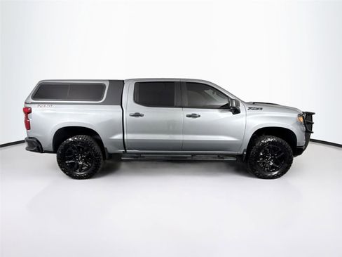 Used 2025 Chevrolet Silverado 1500 Custom Trail Boss w/ LPO, Dark Essentials Package image 11