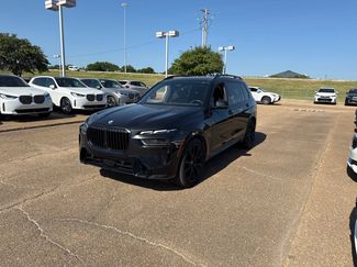 Used 2024 BMW X7 xDrive40i w/ M Sport Package AWD/4WD video 1