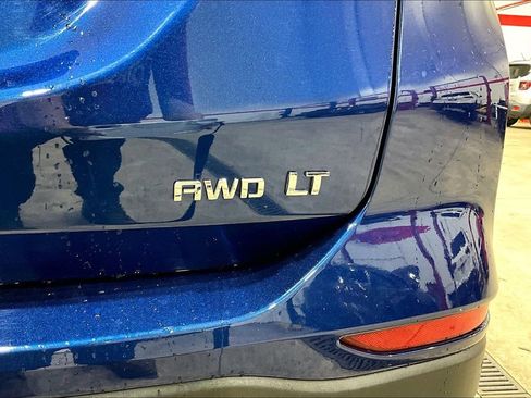 Used 2023 Chevrolet Equinox LT AWD/4WD image 8