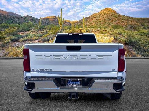 Used 2026 Chevrolet Silverado 3500 LT AWD/4WD image 6