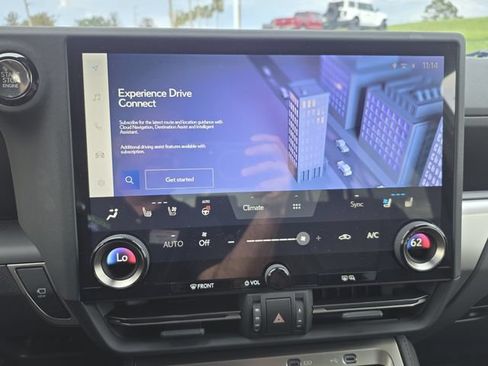 Used 2024 Lexus GX 550 AWD/4WD image 16