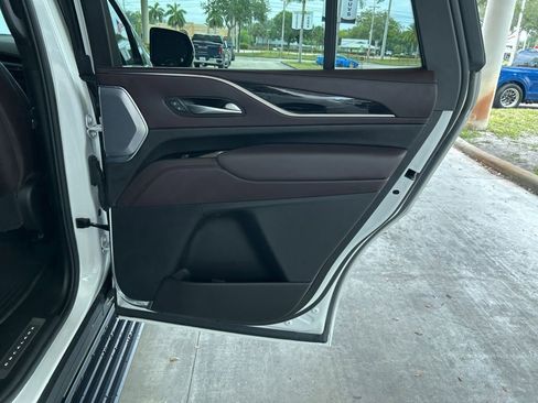 Used 2024 Cadillac Escalade V AWD/4WD image 46