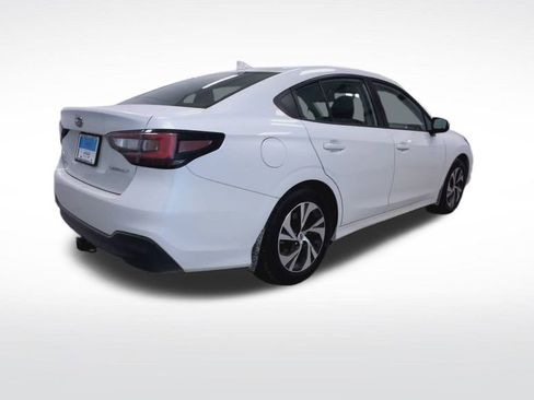 Used 2025 Subaru Legacy Premium image 8