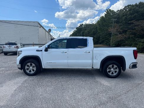 Used 2025 GMC Sierra 1500 SLT RWD image 2