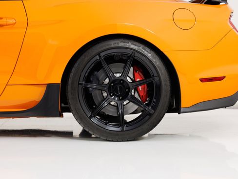Used 2021 Ford Mustang Shelby GT500 w/ Carbon Fiber Track Pack RWD image 10