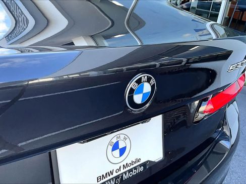 Used 2022 BMW 530i w/ Premium Package RWD image 30