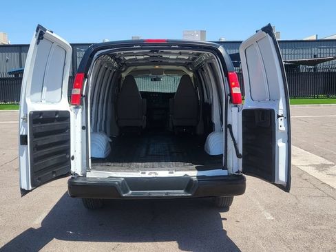 Used 2020 Chevrolet Express 2500 w/ Driver Convenience Package RWD image 13