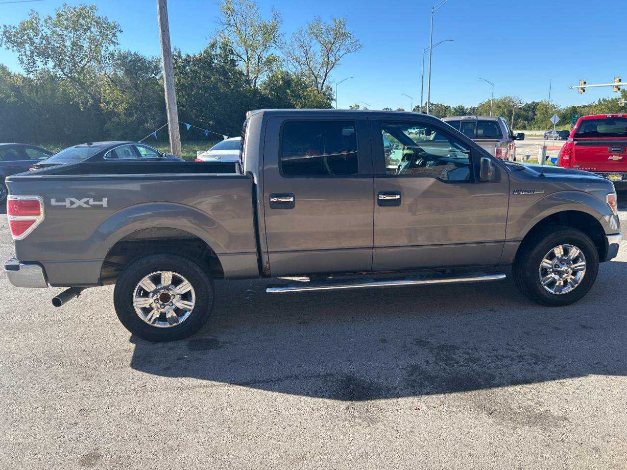 Used 2011 Ford F150 XLT w/ XLT Chrome Pkg AWD/4WD image 4