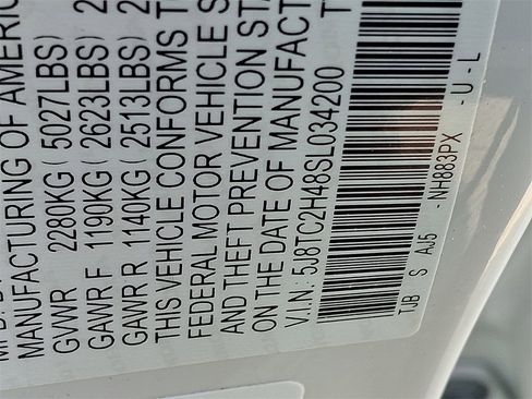 Certified 2025 Acura RDX SH-AWD image 28