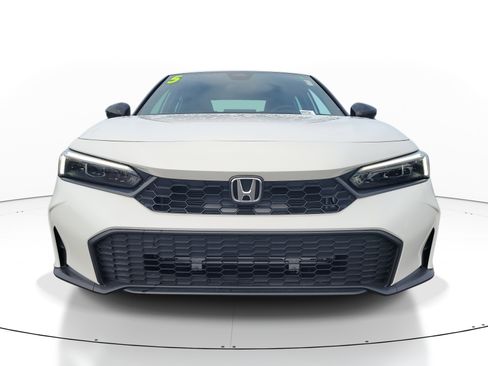 Used 2025 Honda Civic Sport image 2