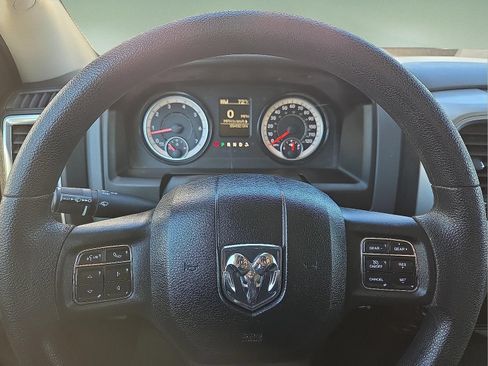 Used 2020 RAM 1500 Classic SLT RWD image 4