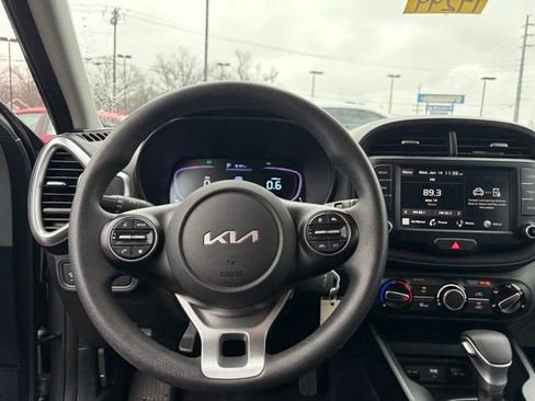 Used 2024 Kia Soul LX w/ Option Group 015 image 5