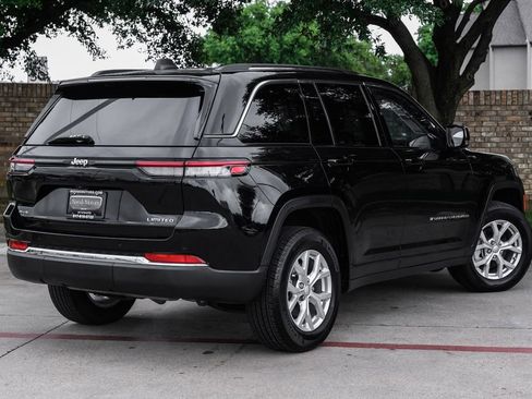 Used 2023 Jeep Grand Cherokee Limited w/ Trailer Tow Prep Group (B) image 15