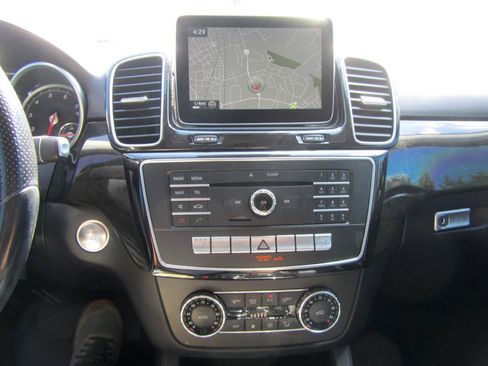 Used 2016 Mercedes-Benz GLE 350 w/ Premium Package image 15