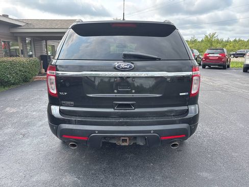 Used 2014 Ford Explorer XLT w/ Equipment Group 202A AWD/4WD image 5