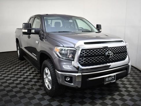Used 2018 Toyota Tundra SR5 image 3