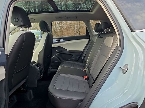New 2026 Volkswagen Taos SE AWD/4WD image 10