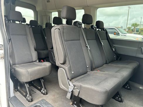 Used 2017 Ford Transit 350 XLT RWD image 15