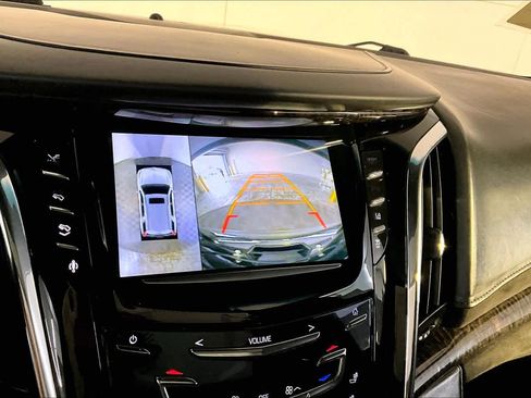 Used 2015 Cadillac Escalade Platinum AWD/4WD image 28