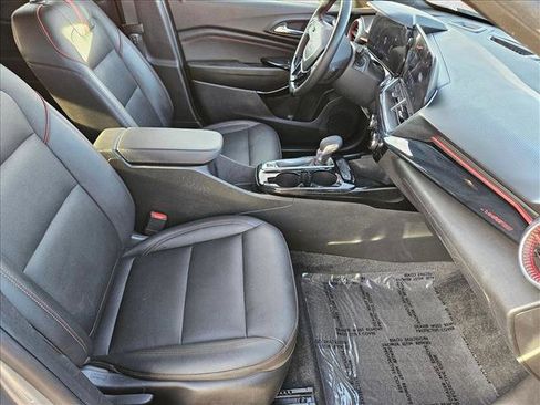 Certified 2024 Chevrolet Trax RS w/ Driver Confidence Package image 18