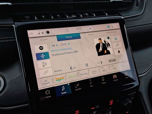 Used 2022 Jeep Grand Cherokee L Limited image 16