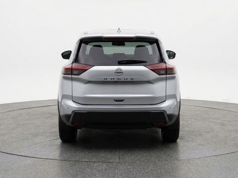 Used 2025 Nissan Rogue SV AWD/4WD image 7