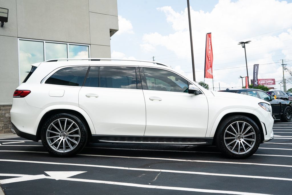 Used 2023 Mercedes-Benz GLS 450 4MATIC image 11