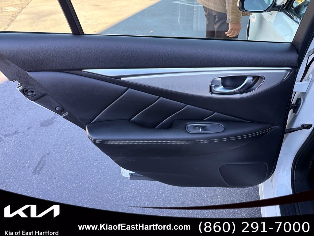 Used 2022 INFINITI Q50 Luxe w/ Cargo Package AWD/4WD image 17
