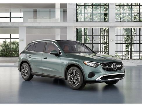 New 2026 Mercedes-Benz GLC 300 4MATIC image 11