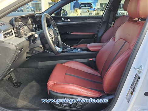 Used 2023 Kia K5 GT-Line w/ GT-Line Premium Package image 10