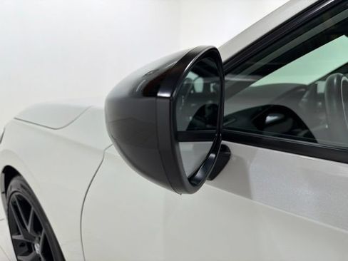 Used 2023 Honda Civic Si image 9
