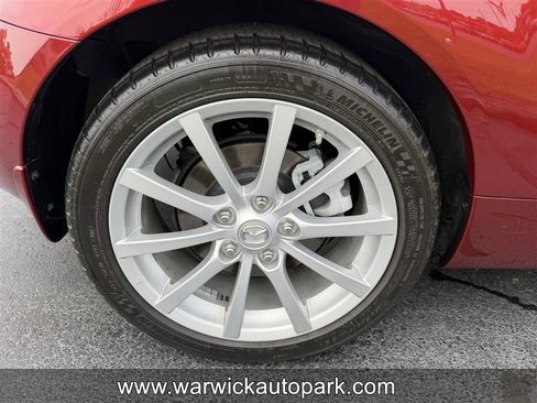 Used 2008 MAZDA MX-5 Miata Grand Touring RWD image 17