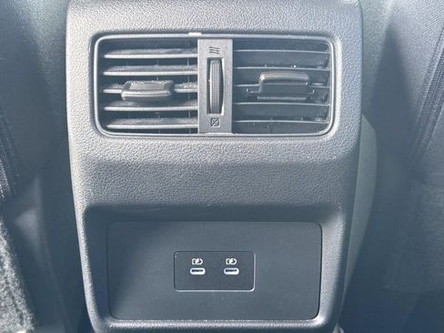 Certified 2024 Nissan Rogue SV FWD image 18