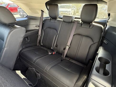 Used 2024 MAZDA CX-90 3.3 Turbo w/ Preferred Package image 29