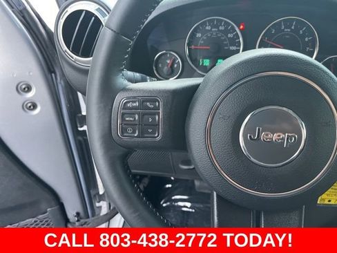 Used 2017 Jeep Wrangler Unlimited Sahara w/ Max Tow Package AWD/4WD image 18
