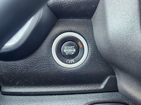 Used 2019 RAM 2500 Tradesman w/ Chrome Appearance Group AWD/4WD image 22