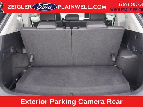 Used 2024 Volkswagen Tiguan Wolfsburg Edition image 9