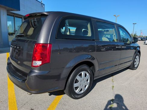 Used 2016 Dodge Grand Caravan American Value Package FWD image 7
