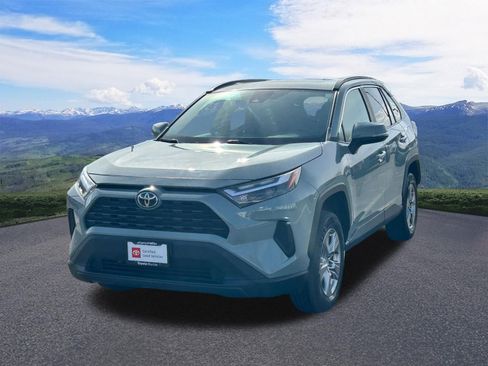 Certified 2022 Toyota RAV4 XLE w/ Convenience Package image 1